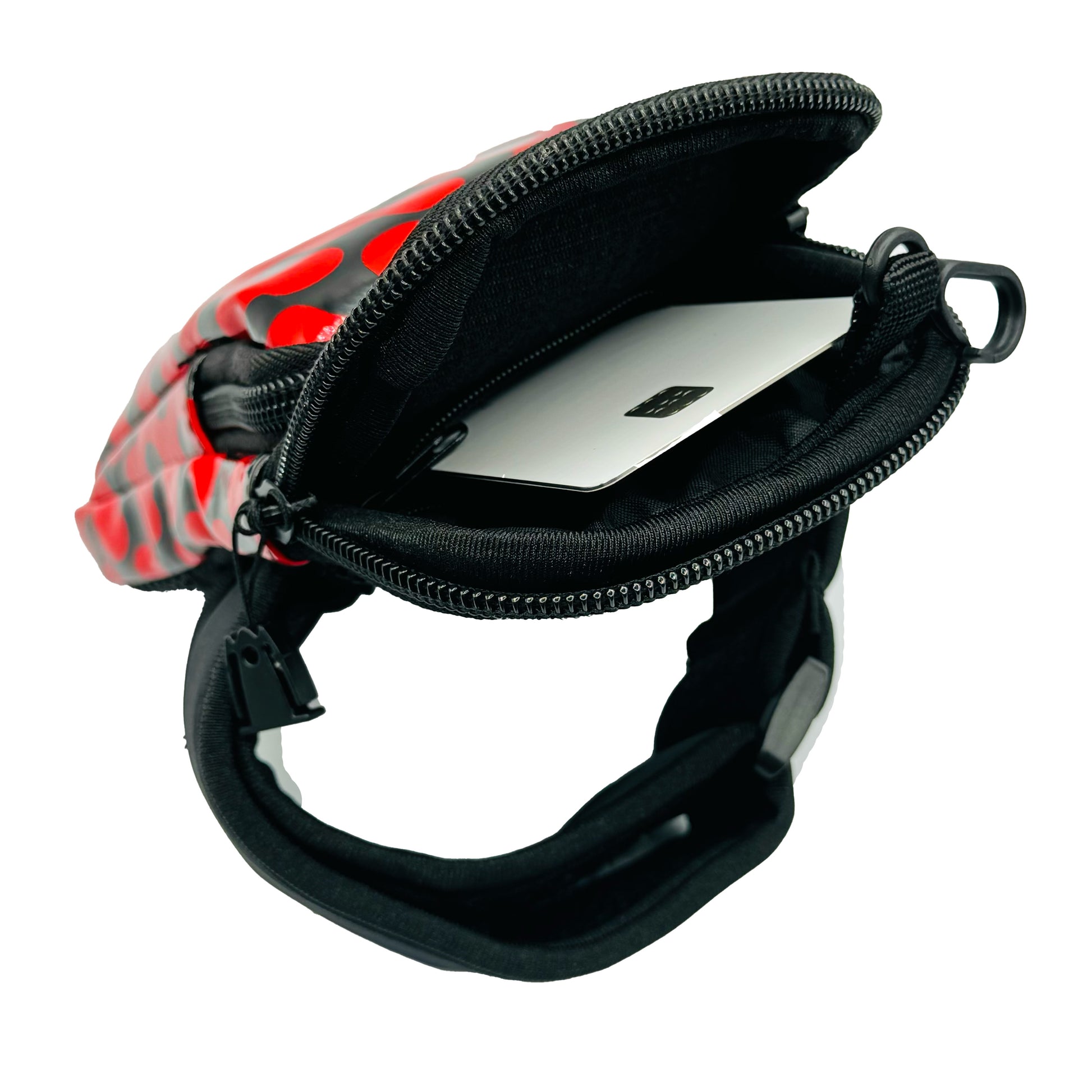 The RED Vers Murse Collection